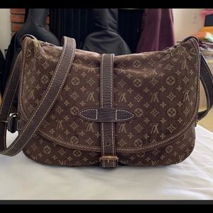 Louis Vuitton Authentic Ebene Mini  Lin Saumur 30